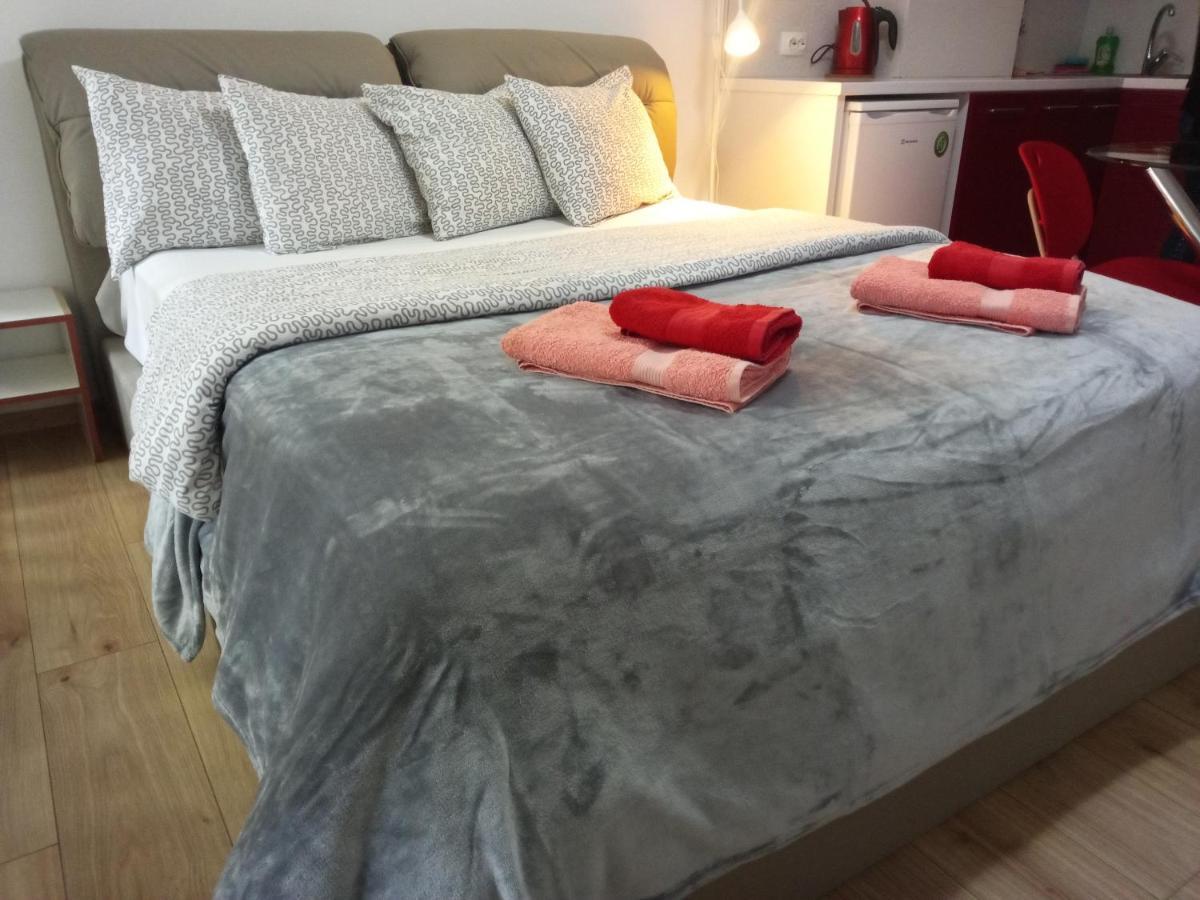 אתונה The New Studio Suite Near Akropolis מראה חיצוני תמונה
