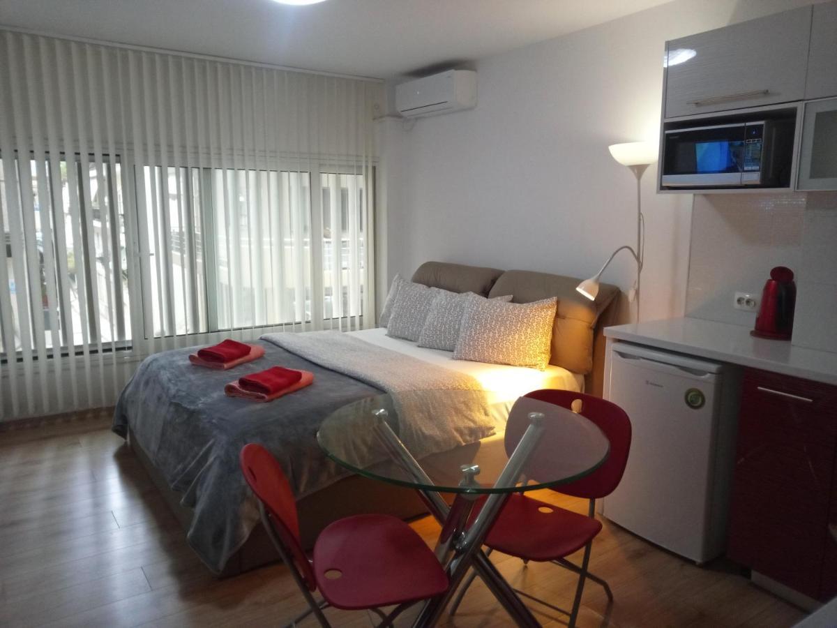 אתונה The New Studio Suite Near Akropolis מראה חיצוני תמונה